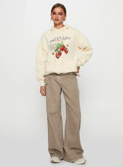 Sweet Life Graphic Sweater Cream